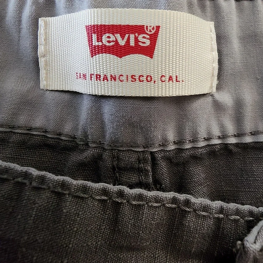 Levis 18 Reg W29 Gray Cargo Shorts Men Boys Utility Gorpcore Hiking Outdoor Work